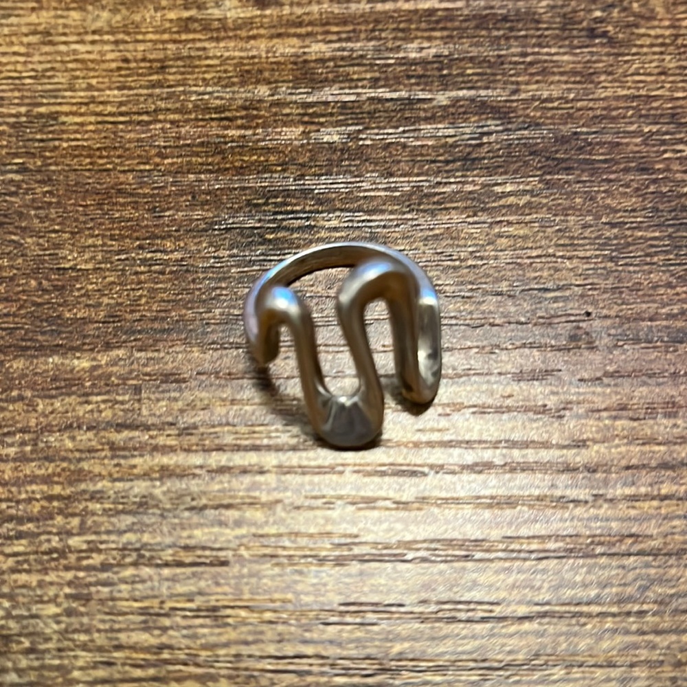 Stering silver ring size 5